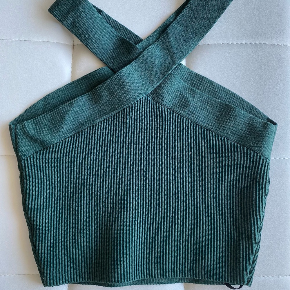 Sculpt Knit Criss Cross Cropped Tank